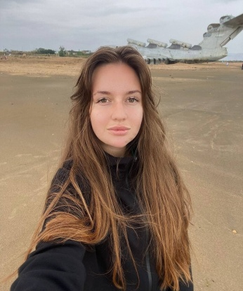 Я самая разносторонняя и открытая к экспериментам! Мои услуги включают классический секс, оральный секс, эротический массаж, стриптиз и многое другое. Я знаю, как доставить истинное удовольствие и расслабление. Все мои фото 100% реальные, проверены и без ретуши. Я гарантирую конфиденциальность и хорошее отношение к каждому клиенту. Мои цены доступные, а качество услуг на высоком уровне. Возможностей у меня много, сделаю все для твоего наслаждения. Живу в Москве и готова озадачить тебя хорошей компанией и искренним удовольствием. Доверься мне и ты не пожалеешь! 😘🔥📷👠🌸🌃⭐️🔞 Фатима